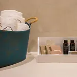 Panthea * لينثوس