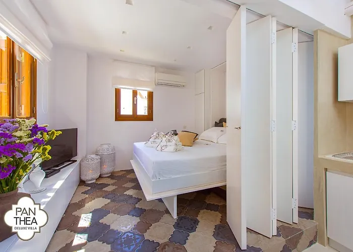 Panthea لينثوس